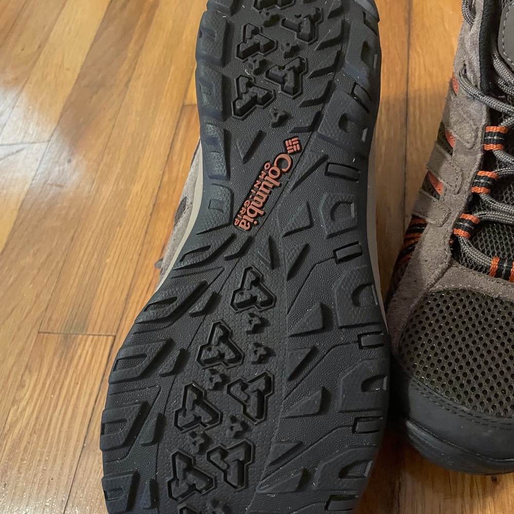 Colombia Hiking Shoes - Picture 7 of 7